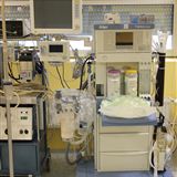 Anesteziologický přístroj  vč. elektronického vedení záznamu (EMR) a monitoru